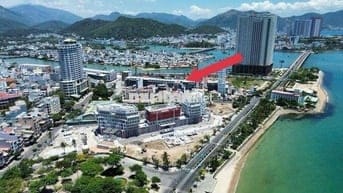 Mặt tiền Nguyễn Bỉnh Khiêm sát biển Nha trang. giá 15.6 tỷ
