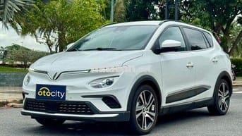 VinFast VFe34 2022 - Màu trắng - 3v5km - Mua pin