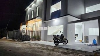 Chỉ 1,9 tỷ nhà mới xây dựng 1 trệt 1 lầu 2 PN phong cách hiện đại