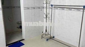 Phòng trọ 20m², gần chợ, an ninh tốt – phù hợp SV & vợ chồng trẻ
