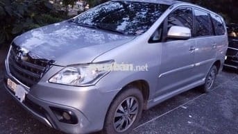 Toyota Innova 2016 2.0G - 250000 km
