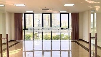 Chính chủ cho thuê văn phòng Khuất Duy Tiến 110m² – Giá 18tr/tháng