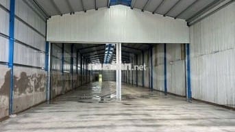 Kho xưởng 735m² có điện 3 pha, mặt tiền đường Quốc Lộ 91B,lộ Container