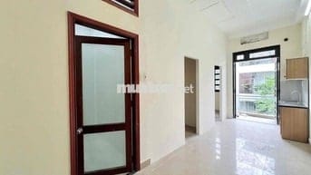 Cho thuê căn hộ 2PN Ban công Q8 gần nhà thờ Nam Hải, cầu Chánh Hưng