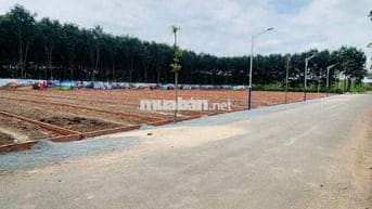 BÁN LÔ ĐẤT MẶT TIỀN NHỰA 32M – SÁT 3 KCN LỚN & SÂN GOLF