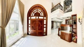 Biệt thự kiến trúc Pháp 2 mặt tiền Trường Sa, giá siêu hời chỉ 47 tỷ