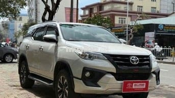 FORTUNER 2.7V Máy Xăng AT bản TRD