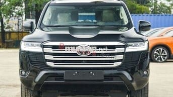 Toyota Land Cruiser 3.5 V6 2025 + Quà Tặng