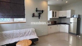 cho thuê căn hộ 1 phòng ngủ sát biển, Full nội thất, dọn vào ở ngay