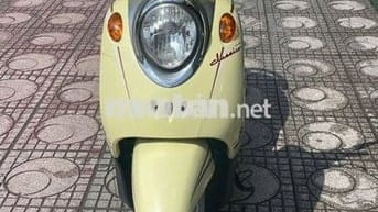 Xe tay ga Classico 110 2013 vàng mới 80%