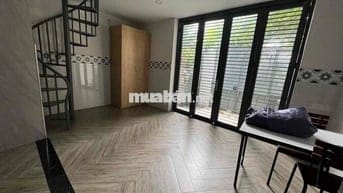 TRỐNG MẶT BẰNG MẶT TIỀN - CÓ SÂN RIÊNG  NGAY BÌNH LỢI