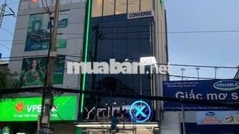 Cho thuê nguyên căn mặt bằng kinh doanh mặt tiền CMT8, diện tích lớn.