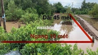 Cần bán lô đất mặt tiền, sổ hồng