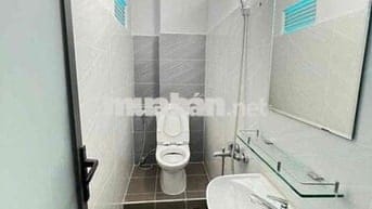 CĂN HỘ NẰM NGAY KẾ BÊN ĐẠI HỌC VĂN LANG PHÒNG MỚI FULL NỘI THẤT