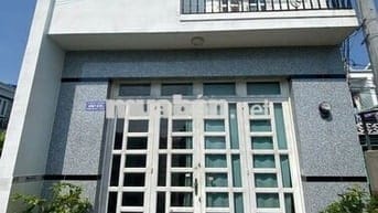 NHÀ SHR-DSH GIÁ 880TR - NHÀ TRỆT 1 LẦU-CCUQ CHỈ CÁCH ĐƯỜNG 826C 100M