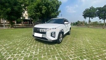 HYUNDAI CRETA 1.5 BẢN TIÊU CHUẨN