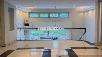 🏢 Cho thuê MBKD 200m² – 40tr/tháng – Hoàng Quốc Việt, Cầu Giấy