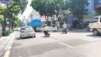 Bán nhà Hàng Bài Hoàn Kiếm 45m2 5 tầng mặt 5,2m 31,5 Tỷ