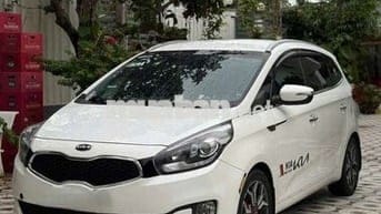 Kia Rondo 2.0 tự động xăng 2016 lên full option.
