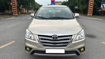 Toyota INNOVA 2.0E cuối 2015 Lazang Phay. Xe Đẹp