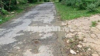 chính chủ cần bán lô đất 2 mt quốc lộ 14g cũ. 
dt gần 1000m có 400m ở.