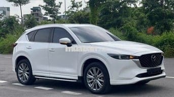 Xe Mazda CX5 Premium Exclusive 2.0 AT 2024 - Trắng
