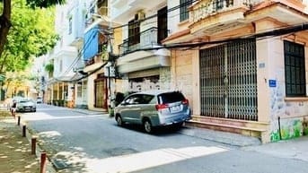 Bán Nhà Đẹp Ngọc Lâm - Bể Bơi Vô Cực - NT Đẳng Cấpp - Dt + Mt Khủng