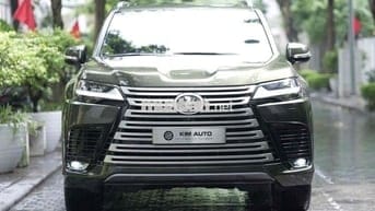 Lexus LX600 Urban sản xuất 2025 - 4750 km