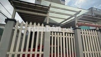 CĂN GÓC 3 LẦU, SÂN ĐẬU OTO, GẦN PHẠM VĂN ĐỒNG, CHUNG CƯ LINH TÂY