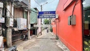 BÁN NHÀ TRỆT LẦU GIÁ RẺ - KẾ BÊN CHỢ , TRƯỜNG HỌC