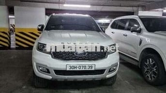 Chính chủ cần bán 2021 Titanium 2.0L AT 4x2 -1 chủ