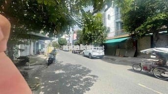 MBKD ngay đường số 10 lối ra vào khu CHDV đông nhất Q.7
