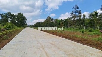 Bán Gấp lô đất kế bên làng doanh nhân CVG