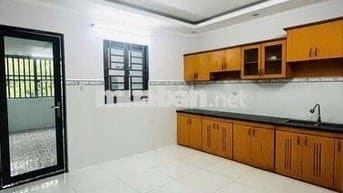 BÁN CĂN NHÀ TÂM HUYẾT
TRỆT RỘNG MỚI KIÊN CỐ - GIÁP KDC 91B VÀO 300m