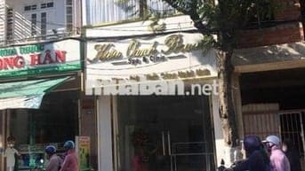 Bán nhà mặt tiền 3 tầng 115m2, 2 phòng ngủ, đường Lý Tự Trọng Đà Nẵng