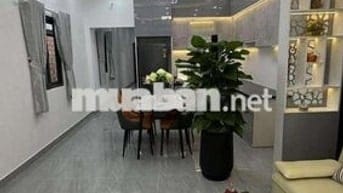 NHÀ DIỆN TÍCH LỚN SỔ HỒNG RIÊNG 3 PHÒNG NGỦ FULL NỘI THẤT CÁO CẤP.