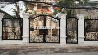 Bán biệt thự diện tích đất hơn 300m2, 7 phòng ngủ