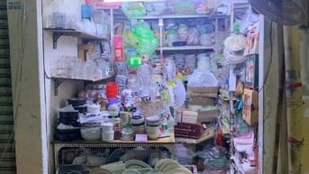 Sang sạp chợ Bình Tây ngành sành sứ thuỷ tinh Lê Tấn Kế