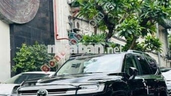 Bán xe Toyota Land Cruiser 2025 mới 100%