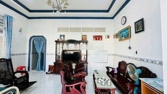 Nhà đẹp rộng 200m² Khu Trường Giang, Phường Tân Hạnh, Vĩnh Long