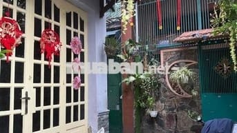 Hẻm Lạc Long Quân, 54m2, 3 tầng