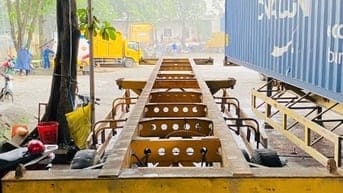 Công ty cần thanh lý nhanh lô mooc 40 feet, 3 trục, sản xuất 2016