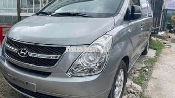HYUNDAI STAREX BÁN TẢI TỰ ĐỘNG CÁ NHÂN ÍT SỬ DỤNG