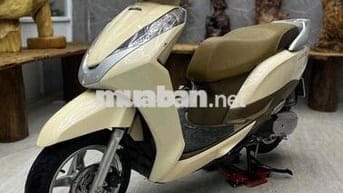 👉Honda Lead chính chủ bstp máy móc zin êm