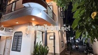 Nhà 2 mặt tiền HXH Nguyễn Thiện Thuật, Bình Thạnh