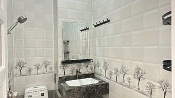 NHÀ MỚI - KHÁNH HỘI-KHÔNG QUY HOẠCH- 5PN 