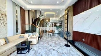 Cho thuê nhà 3 tầng ,trần nam trung ,hòa xuân