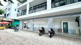 Nhà nguyên căn diện tích khủng ngay Phạm Văn Đồng, Bình Thạnh