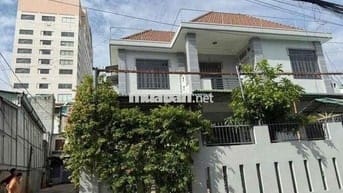 Cho thuê nhà có sẵn nội thất gần VinCom, bệnh viện Hoàn Mỹ. Phường Tân