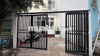 Nhà KDC Hoang Quân 3pn Oto đậu trong sân